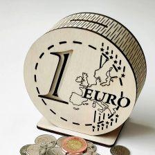 Dřevěná pokladnička „mince 1 Euro“ široká (12 cm)