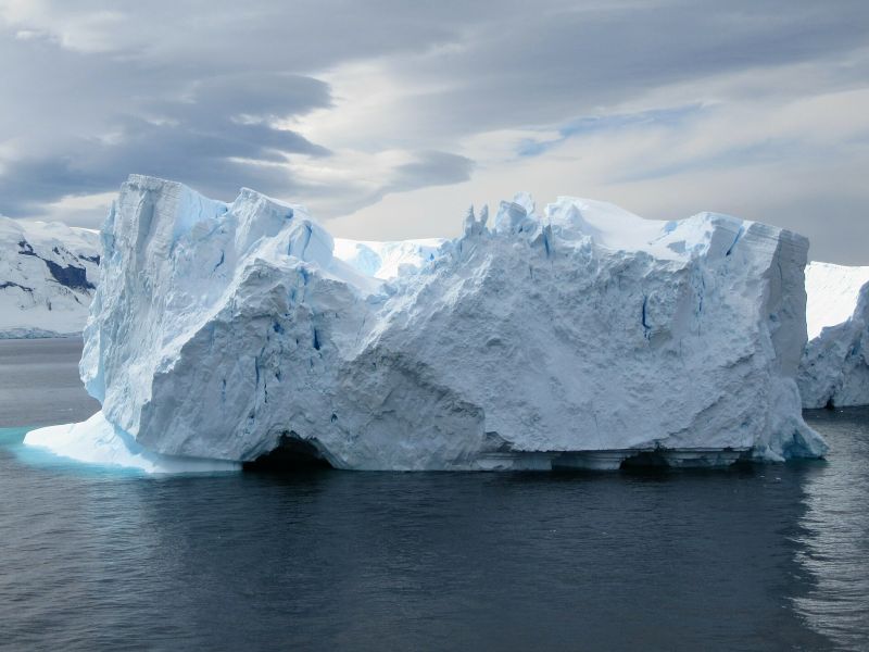Antarktický ledovec - klikněte pro zobrazení detailu