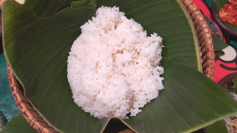 Rýže v restauraci v Indonézii - klikněte pro zobrazení detailu