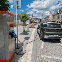 Doplňování 'paliva' uprostřed města? S elektromobilem žádný problém. - klikněte pro zobrazení detailu