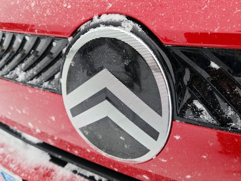Logo Citroenu. - klikněte pro zobrazení detailu