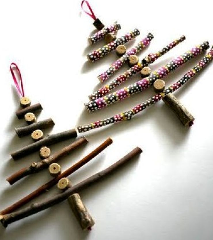 zobrazit detail snímku: Stromeček z větví