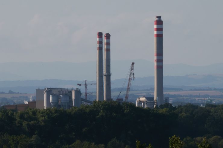 zobrazit detail snímku: Elektrárna Opatovice z Kunětické hory