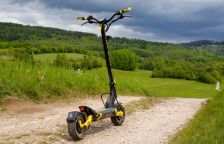 Elektrická koloběžka - hračka pro líné „surikaty“, nebo praktické řešení elektrické mikromobility?