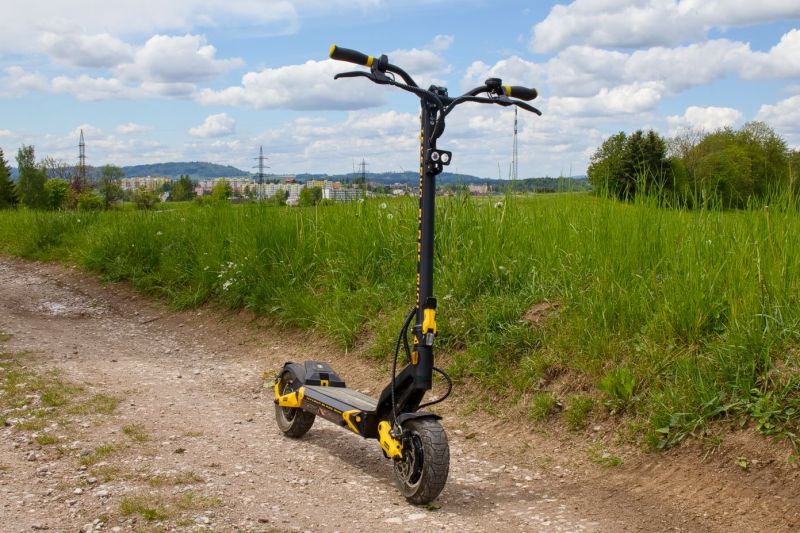Na cestě z města. - klikněte pro zobrazení detailu Na cestě z města. - klikněte pro zobrazení detailu