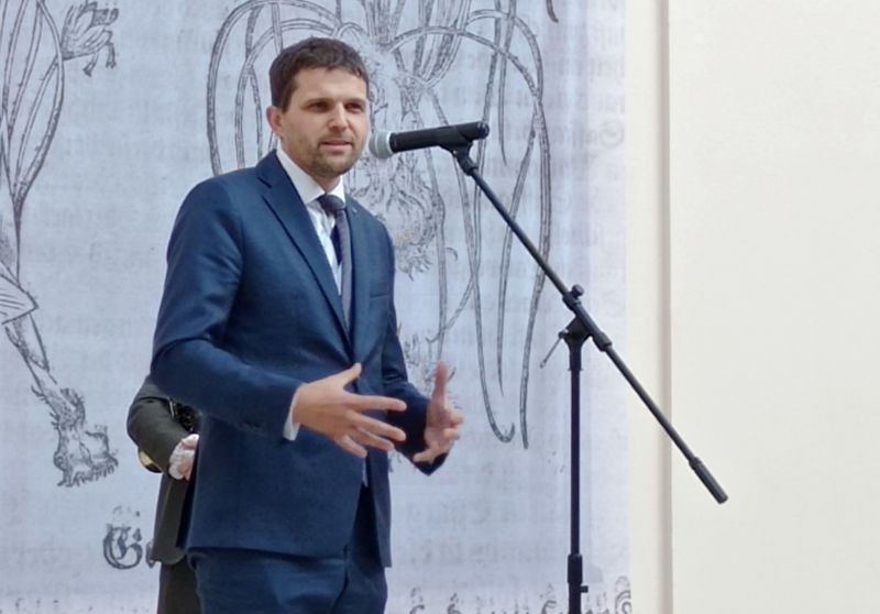 Ministr životního prostředí Petr Hladík při otevření Muzea Krkonoš - klikněte pro zobrazení detailu