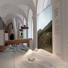 Muzeum Krkonoš - Chodba -  v popředí Zlaté návrší