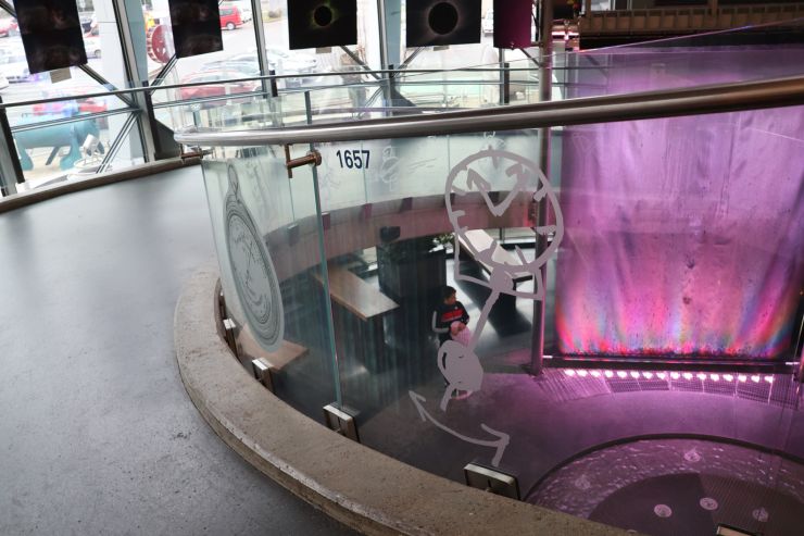 zobrazit detail snímku: IQlandia - stroj času