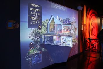 zobrazit detail snímku: IQlandia - soběstačný dům