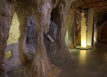 zobrazit detail snímku: IQlandia - Geolab - krápníky