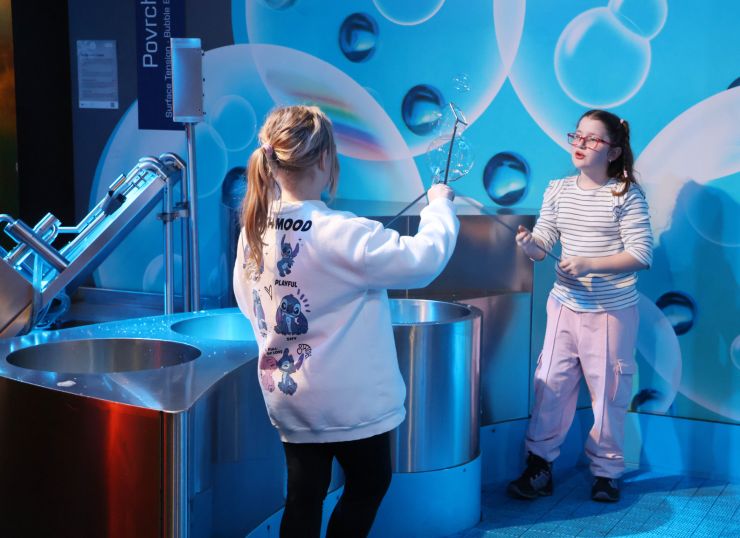 zobrazit detail snímku: IQlandia - smysly - bublifuk