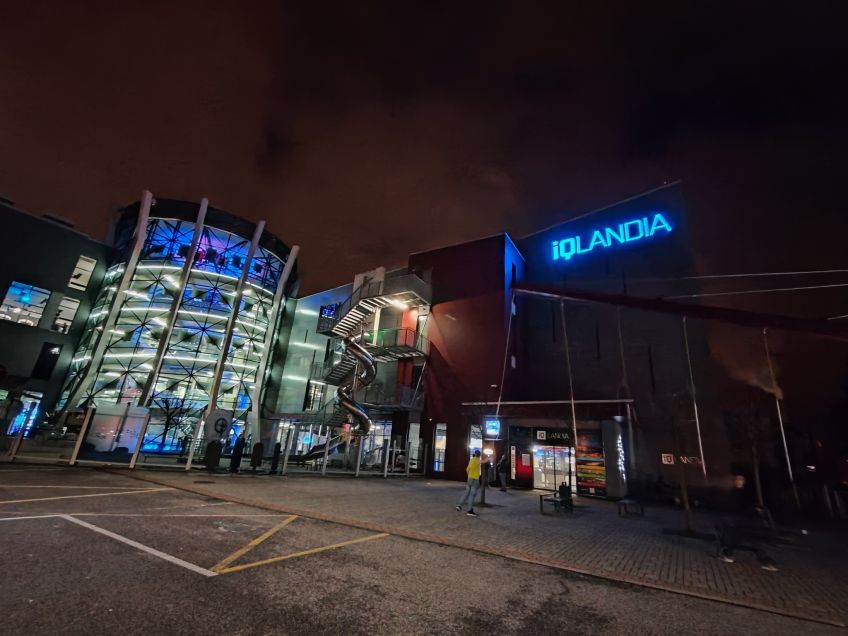 IQLANDIA – recenze na největší vědecko - zábavní centrum v Česku IQLANDIA – recenze na největší vědecko - zábavní centrum v Česku: Minulý víkend jsme se rozhodli zajet se podívat do…