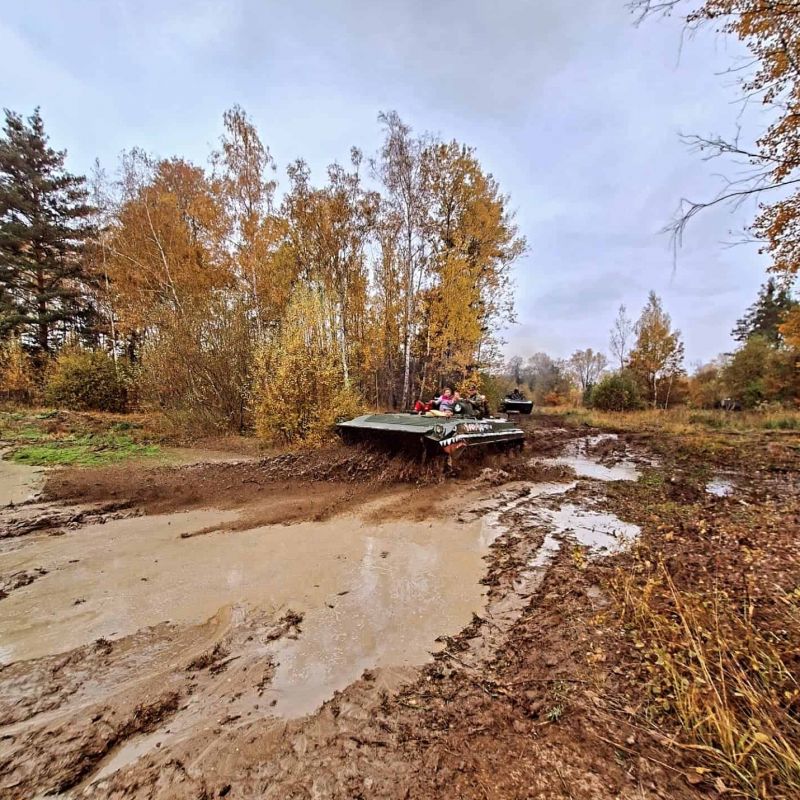 Obrněnci na Plachtě - klikněte pro zobrazení detailu
