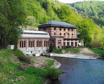 Elektrárna Spálov na Jizeře - klikněte pro zobrazení detailu