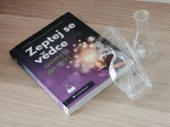 Recenze knihy Zeptej se vědce - Neexistují blbé otázky Recenze knihy Zeptej se vědce - Neexistují blbé otázky: Co se stane, když propojíte stovky vědců se zvídavou…