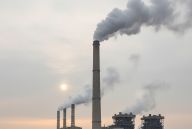 Jak víme, že přebytečný CO2 pochází z fosilních paliv?: Často slýcháme, že se klima měnilo vždycky, což je…