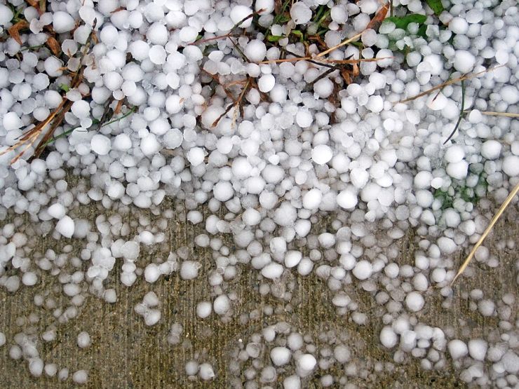 zobrazit detail snímku: Kroupy