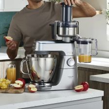 Robot Kenwood.