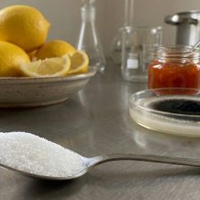 Naše jídlo pomáhá konzervovat „vychovaná“ plíseň,  příběh kyseliny citrónové E330