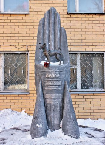Socha Lajky v Moskvě. - klikněte pro zobrazení detailu Socha Lajky v Moskvě. - klikněte pro zobrazení detailu