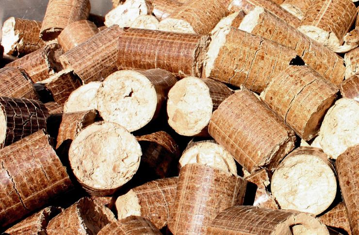 zobrazit detail snímku: Dřevěné pelety.