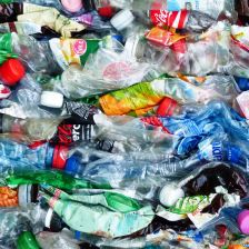 Skryté nebezpečí recyklace plastů: při recyklaci uniká do vody a vzduchu obří množství nebezpečných mikroplastů!