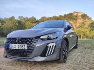 Recenze elektromobilu Peugeot e-208: šikovný elektromobil, který stále zůstal normálním autem: Elektromobily dnes mají čím dál větší dojezd…