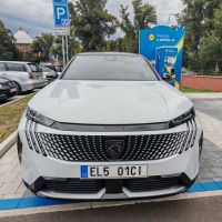 Peugeot e-3008. - klikněte pro zobrazení detailu