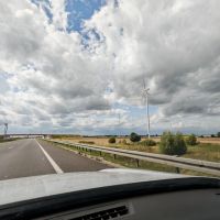 Větrné elektrárny při cestě. - klikněte pro zobrazení detailu