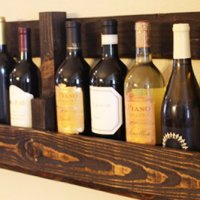 Police na víno ze starých palet - klikněte pro zobrazení detailu