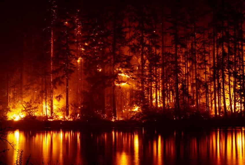 Požár „Holiday Farm Fire“ v Oregonu v roce 2020. - klikněte pro zobrazení detailu