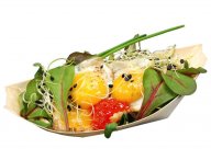 Na zahradní párty patří eko jednorázové nádobí: V létě je spotřeba jednorázového nádobí...