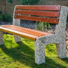 Parková lavička 1500 mm s betonovou nohou - oblázek