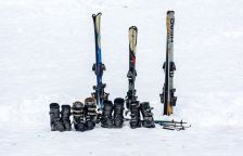 Vybíráme lyže: Které jsou nejlepší pro začátečníky?