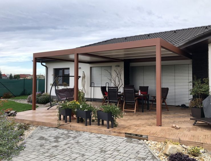 zobrazit detail snímku: Bioklimatická pergola.