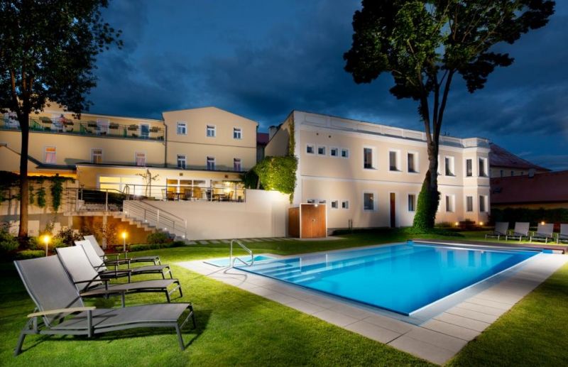 Františkovy Lázně, hotel Reza. - klikněte pro zobrazení detailu