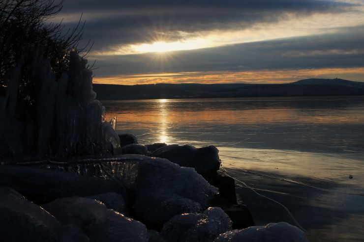 zobrazit detail snímku: Černý led na Novomlýnských nádržích leden 2026