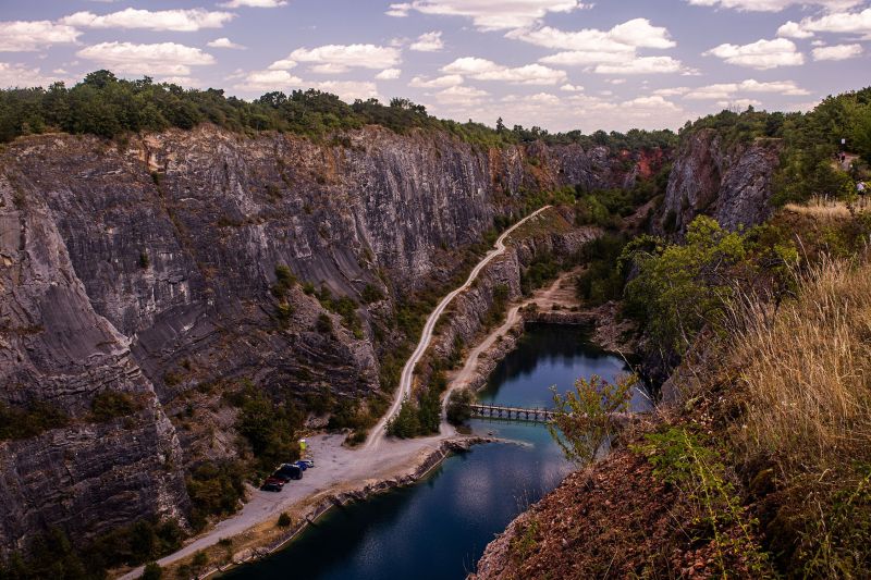 Lom Velká Amerika - klikněte pro zobrazení detailu