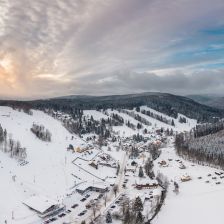  Skiareál Karlov.