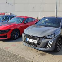 Automobily s různým typem motoru. - klikněte pro zobrazení detailu