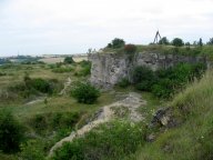 Stránská skála – významná geologická lokalita s dlouhou historií: Je jen málo míst na světě, kde bychom mohli…