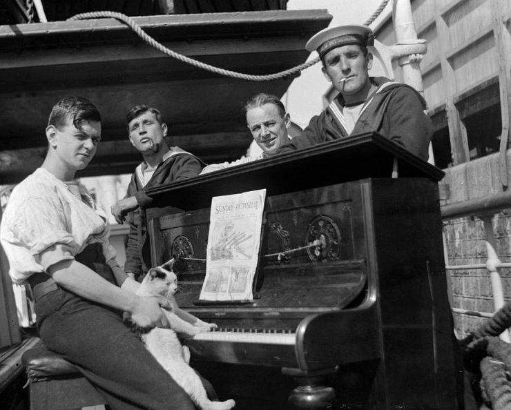 zobrazit detail snímku: Námořníci z druhé světové války