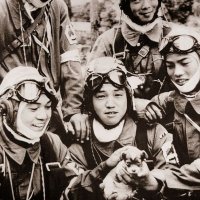 Japonští piloti kamikaze - klikněte pro zobrazení detailu