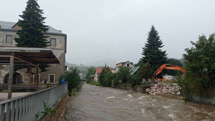 zobrazit detail snímku: Labe v centru Vrchlabí 14.9.2024 odpoledne