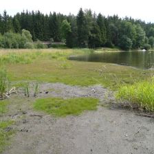 Pohled do zátoky Vřesná směrem k parkovišti