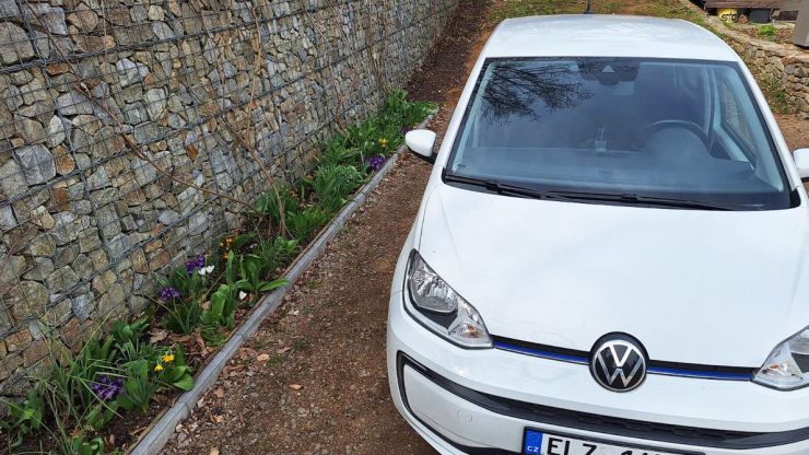 zobrazit detail snímku: Elektromobil Volkswagen e-Up!