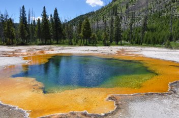 Yellowstone. - klikněte pro zobrazení detailu