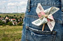 Jak přežít „zelenou“ revoluci a nenechat se oškubat: Průvodce pro běžného člověka