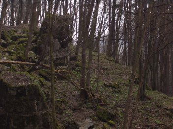 Zlověstné skály nad Pekárnou - klikněte pro zobrazení detailu